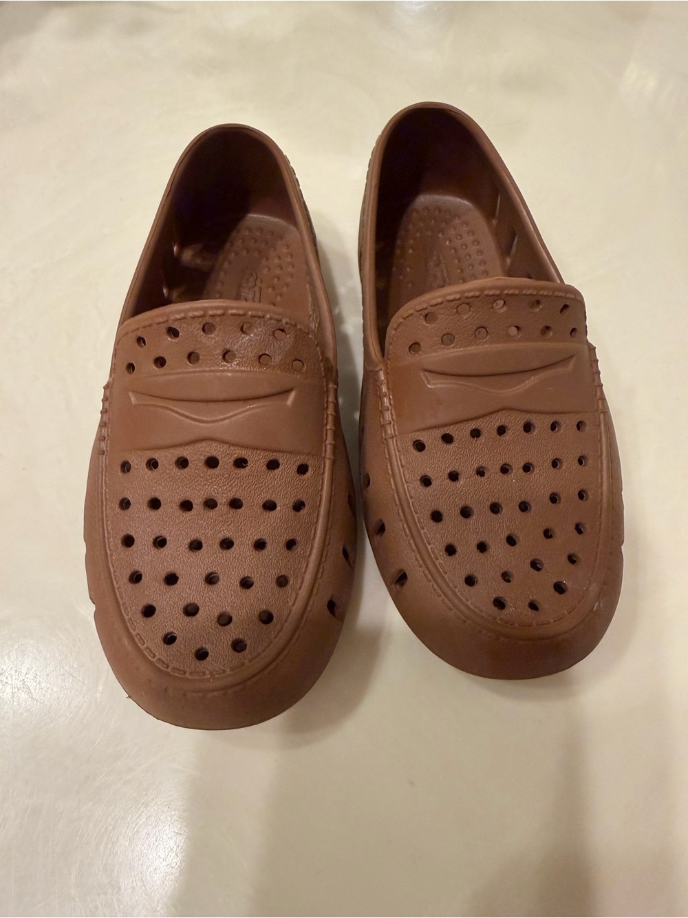Floafers Toddler Size 9 - Brown